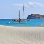 Πανσιόν Giallo Limone 3*
